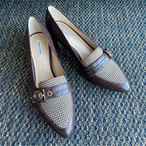 ALEX MARIE Houndstooth and Brown Leather Pumps with Gold Accents Preppy Academia